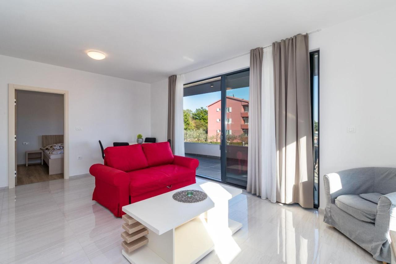 Garden Apartment Medulin Exterior photo