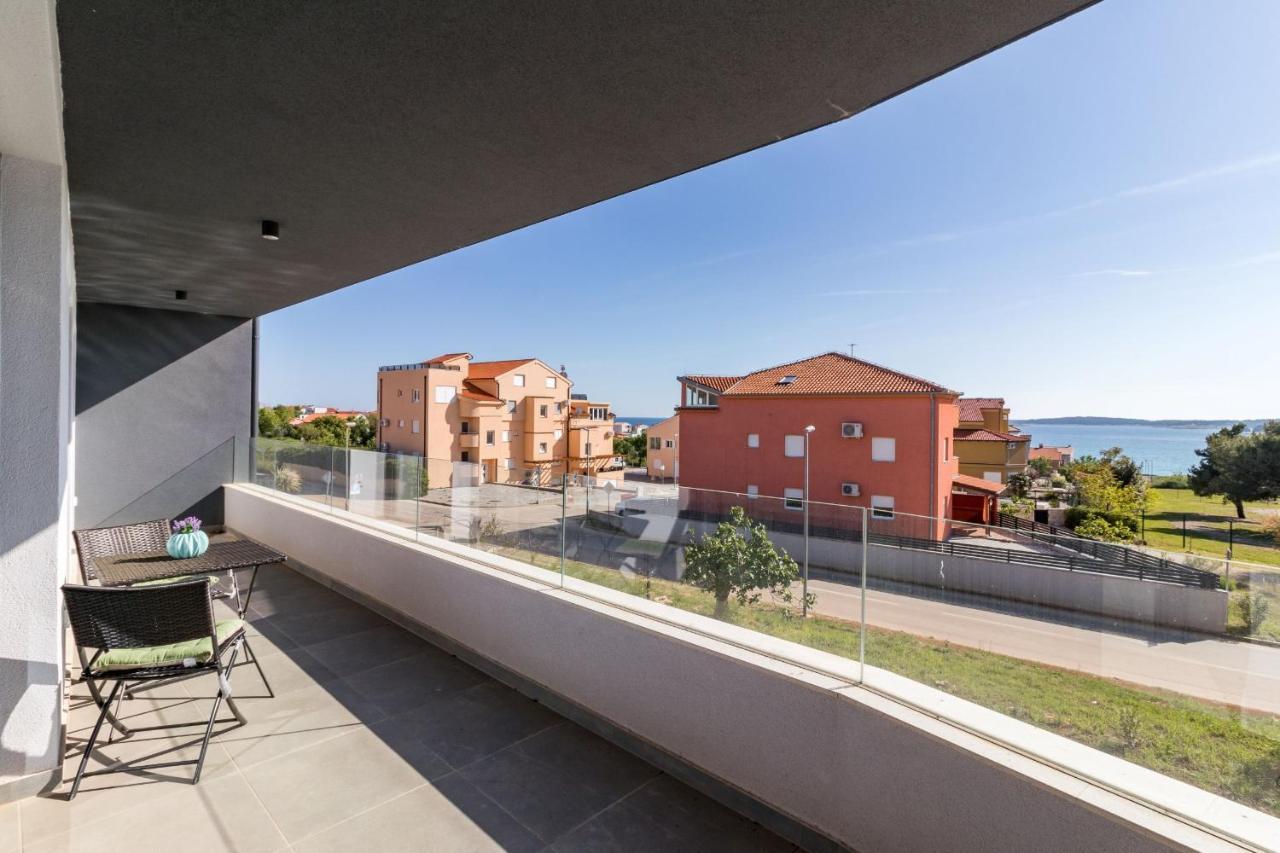Garden Apartment Medulin Exterior photo